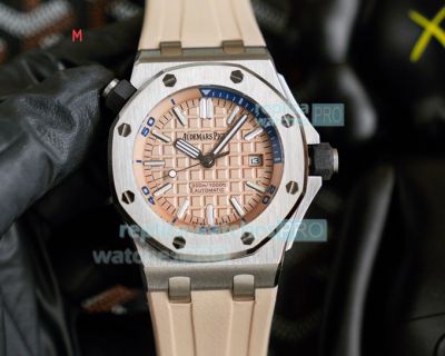 Replica AP Royal Oak Offshore Diver SS Beige Dial Beige Rubber Strap 42MM Watch